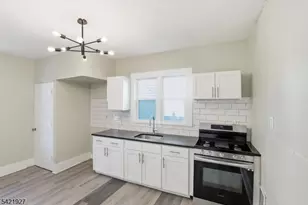 243 S Clinton St, East Orange, NJ 07018 - Photo 9