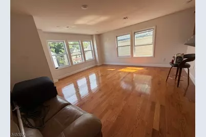 95 Ellis Ave, Irvington, NJ 07111 - Photo 3