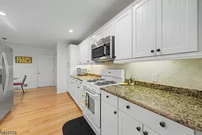 4 Jesse Ct, Montville Township, NJ 07045 - Photo 11