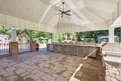65 Washington Valley Rd, Warren Township, NJ 07059 - Photo 5