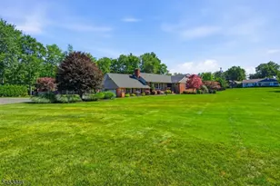 65 Washington Valley Rd, Warren Township, NJ 07059 - Photo 7