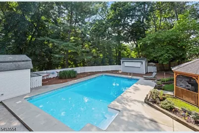 228 Dorothy Dr, North Haledon, NJ 07508 - Photo 35
