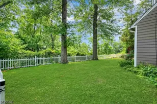 843 Long Hill Rd, Long Hill Township, NJ 07933 - Photo 43