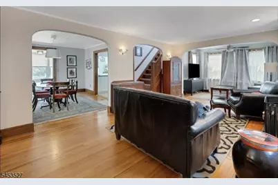 17 Ferncliff Rd, Bloomfield, NJ 07003 - Photo 3