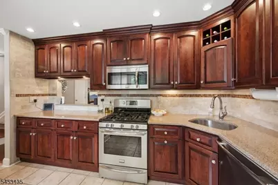 324 Gettysburg Way, Lincoln Park, NJ 07035 - Photo 7