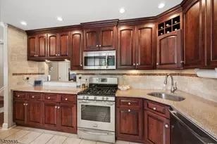 324 Gettysburg Way, Lincoln Park, NJ 07035 - Photo 7