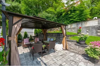 3 Byrne Rd, West Orange Township, NJ 07052 - Photo 25