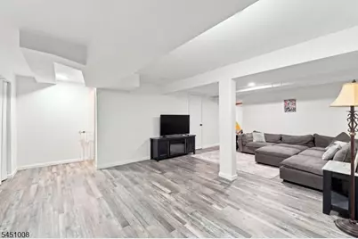 47 Colby Ct, White Township, NJ 07823 - Photo 23