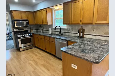 4 Fox Chase Rd, White Township, NJ 07863 - Photo 11