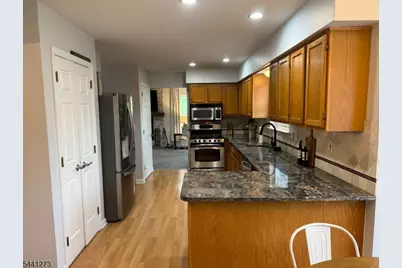 4 Fox Chase Rd, White Township, NJ 07863 - Photo 11