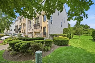 427 Hartford Dr, Nutley, NJ 07110 - Photo 3