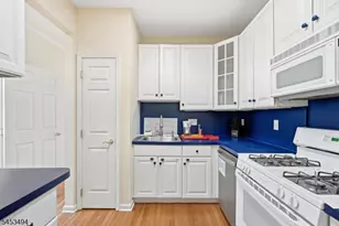 427 Hartford Dr, Nutley, NJ 07110 - Photo 15