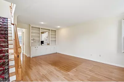 427 Hartford Drive, Nutley, NJ 07110 - Photo 11