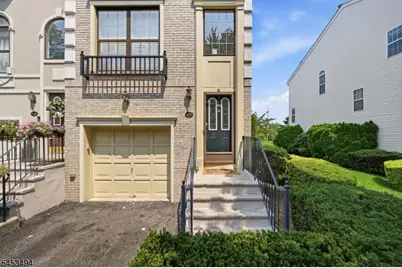 427 Hartford Drive, Nutley, NJ 07110 - Photo 3
