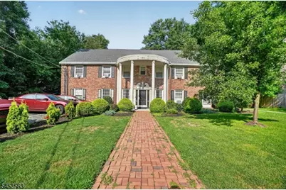 180 Summit Ave #E4, Summit, NJ 07901 - Photo 1