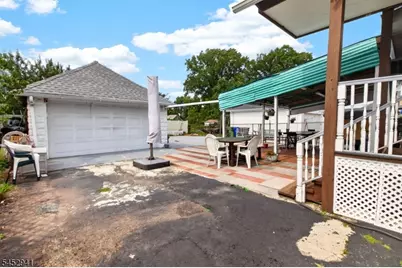 136 W Gibbons St, Linden, NJ 07036 - Photo 27