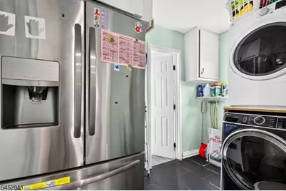 136 W Gibbons St, Linden, NJ 07036 - Photo 11