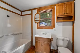 135 Millbrook Rd, Hardwick Township, NJ 07825 - Photo 29