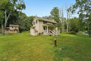 135 Millbrook Rd, Hardwick Township, NJ 07825 - Photo 5