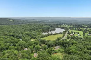 135 Millbrook Rd, Hardwick Township, NJ 07825 - Photo 35