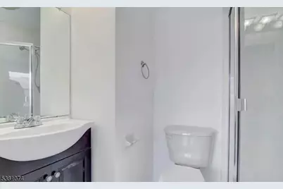 500 Great Beds Ct, Perth Amboy, NJ 08861 - Photo 7