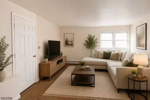 19 Village Pl, Secaucus, NJ 07094 - Photo 17