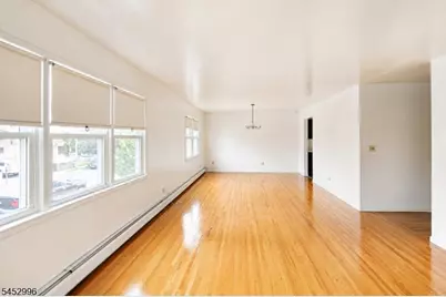 19 Village Pl, Secaucus, NJ 07094 - Photo 5