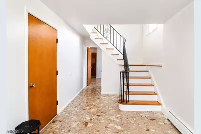 19 Village Pl, Secaucus, NJ 07094 - Photo 3