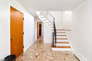 19 Village Pl, Secaucus, NJ 07094 - Photo 3