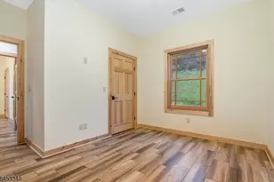 13 Johnston Dr, Bethlehem Township, NJ 08804 - Photo 13