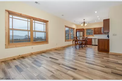 13 Johnston Dr #A, Bethlehem Township, NJ 08804 - Photo 5
