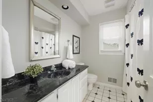 77 Rohill Rd, Hillsborough Township, NJ 08844 - Photo 29