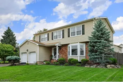77 Rohill Rd, Hillsborough Township, NJ 08844 - Photo 3