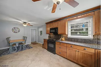 409 Ridge Road, South Brunswick Township, NJ 08810 - Photo 27
