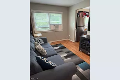 117 Vermont Trl, Hopatcong, NJ 07843 - Photo 3