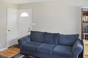 117 Vermont Trail, Hopatcong, NJ 07843 - Photo 5
