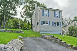 117 Vermont Trail, Hopatcong, NJ 07843 - Photo 3