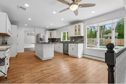 54 Canterbury Dr, Scotch Plains Township, NJ 07076 - Photo 9