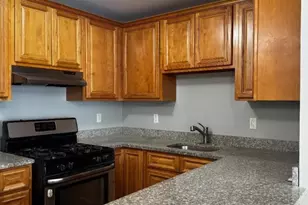 104 Luttgen Pl, Linden, NJ 07036 - Photo 5