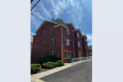104 Luttgen Pl #5, Linden, NJ 07036 - Photo 1