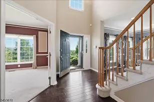 29 Old Schoolhouse Rd, Bethlehem Township, NJ 08802 - Photo 5