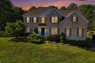 29 Old Schoolhouse Rd, Bethlehem Township, NJ 08802 - Photo 3