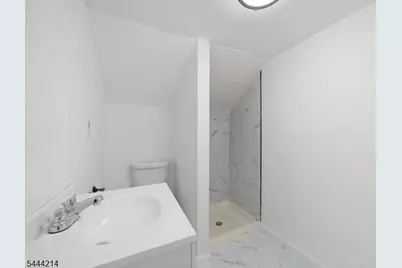 80 Wayne Ave, Paterson, NJ 07522 - Photo 23