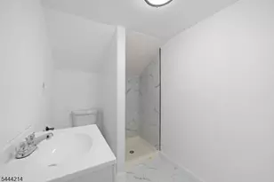 80 Wayne Ave, Paterson, NJ 07522 - Photo 23