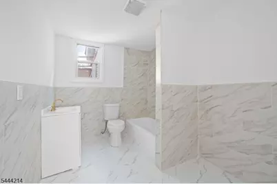 80 Wayne Ave, Paterson, NJ 07522 - Photo 11