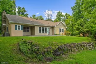3 Walden Rd, Holland Township, NJ 08848 - Photo 35
