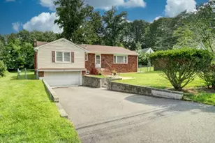 25 Woodland Ave, West Orange Township, NJ 07052 - Photo 1