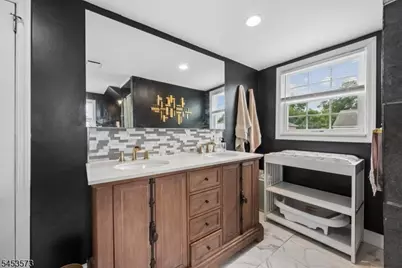 813 Raritan Ave, Manville, NJ 08835 - Photo 19
