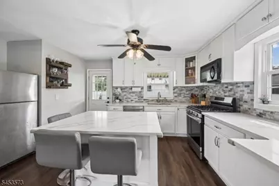 813 Raritan Ave, Manville, NJ 08835 - Photo 11