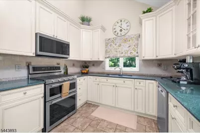 753 Vanessa Ln, Branchburg Township, NJ 08853 - Photo 11